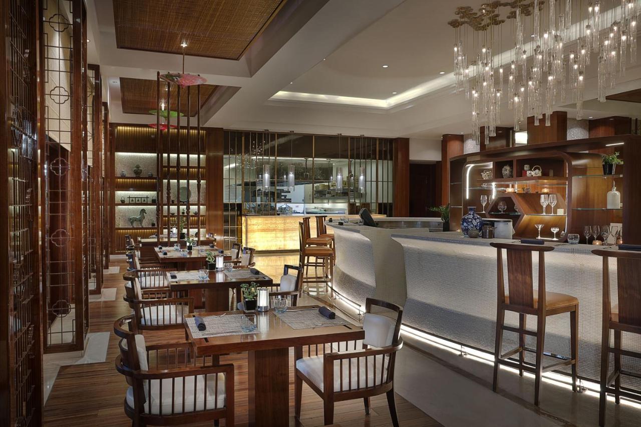 The Ritz-Carlton, Dubai photo