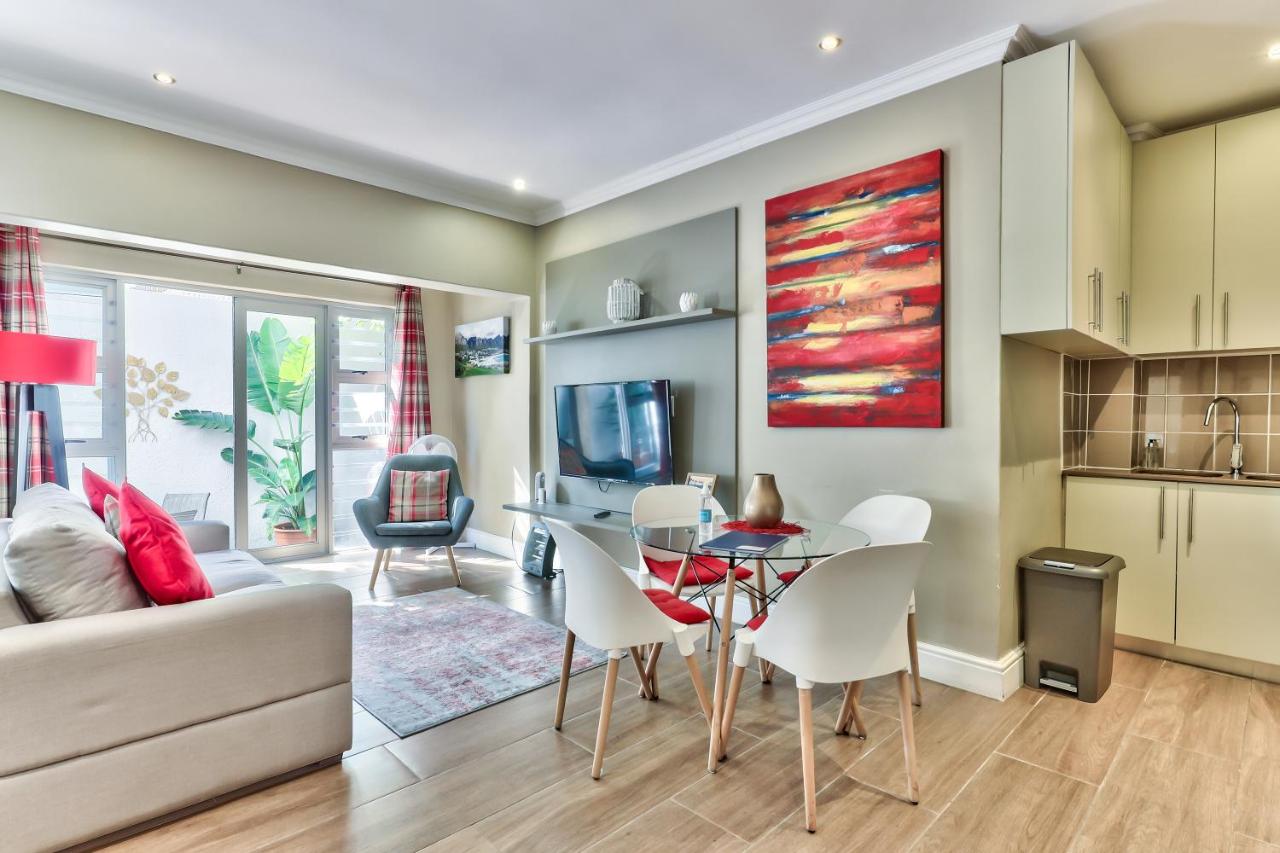 Fairmile on Main - 5