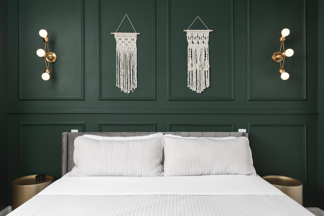 Condo Near Downtown Broadway & Stadium with Free Parking - 3