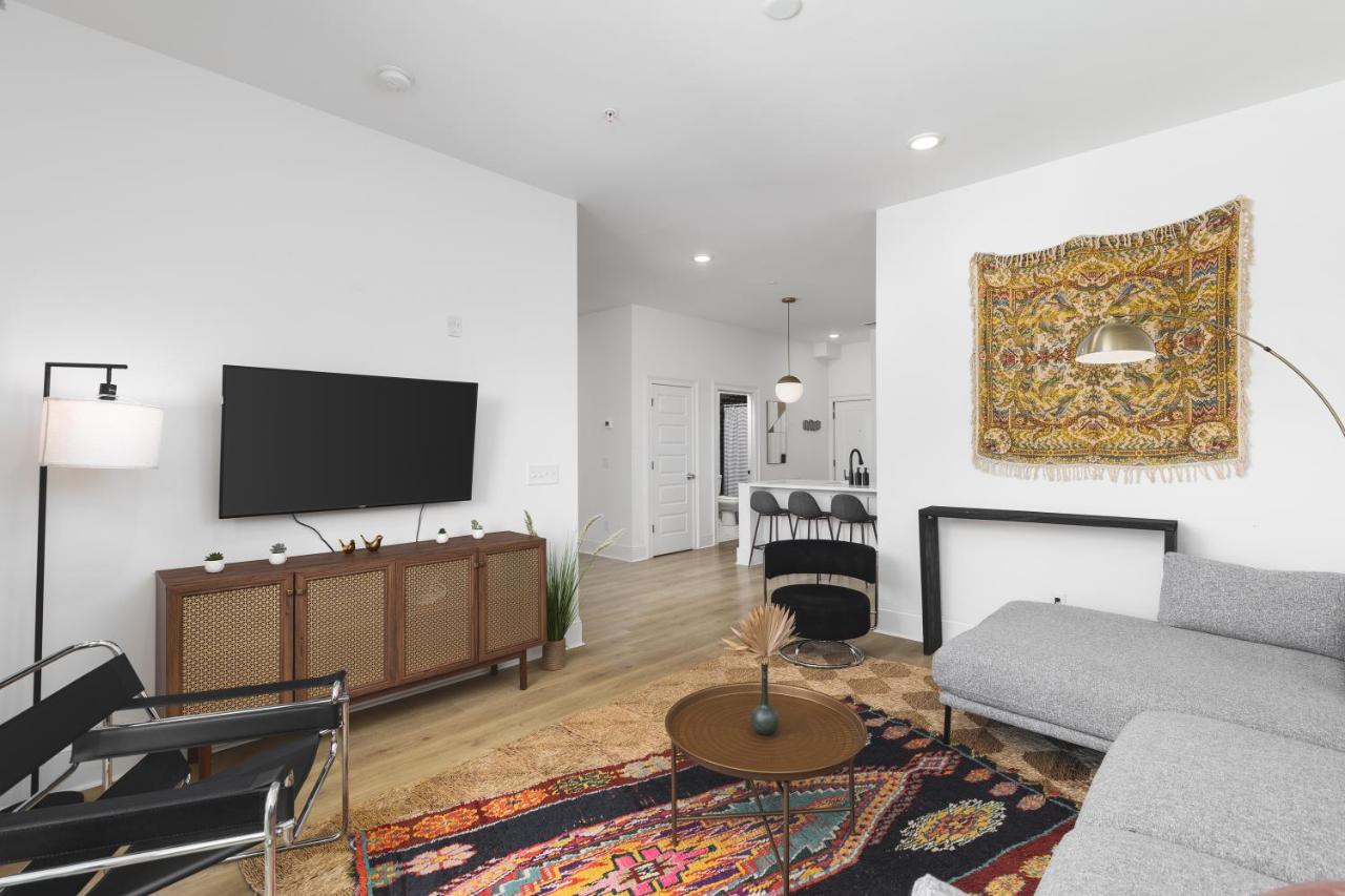 Condo Near Downtown Broadway & Stadium with Free Parking - 5