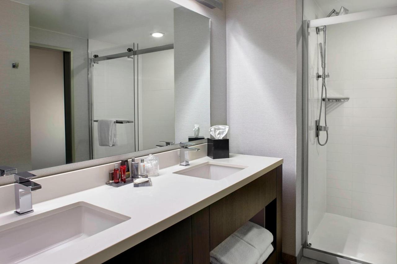 Marriott Birmingham Grandview photo