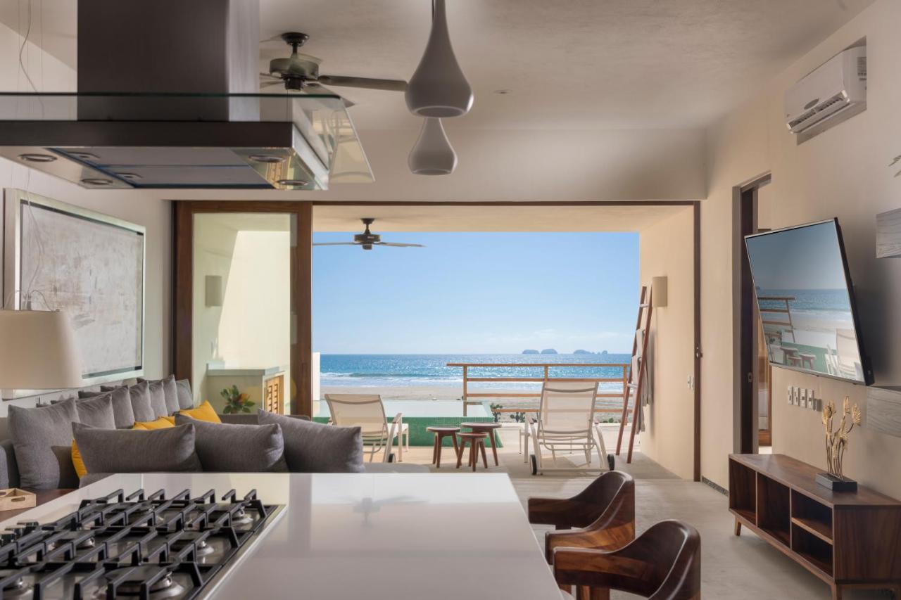 Marea Beachfront Villas photo