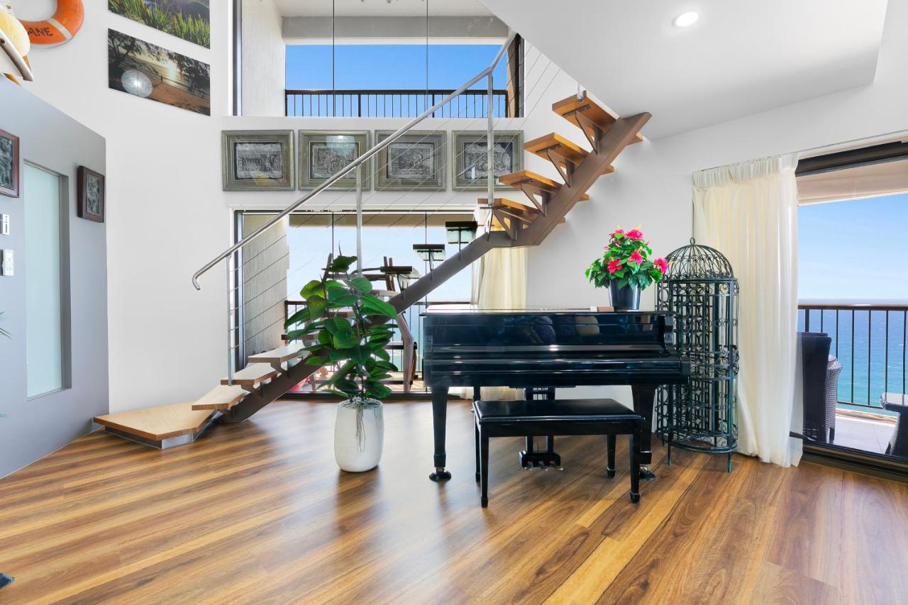 Burleigh Esplanade Apartments photo