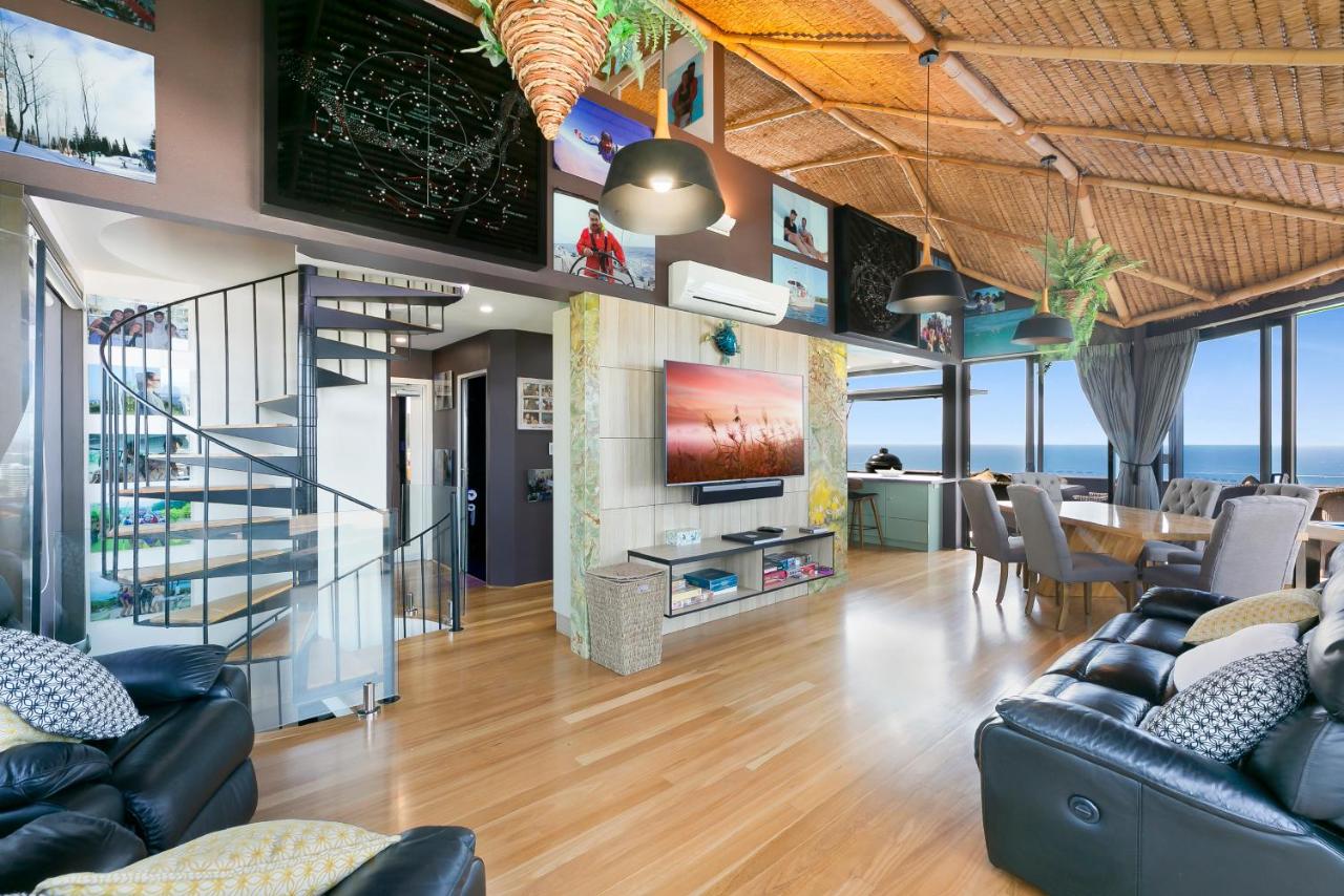 Burleigh Esplanade Apartments photo