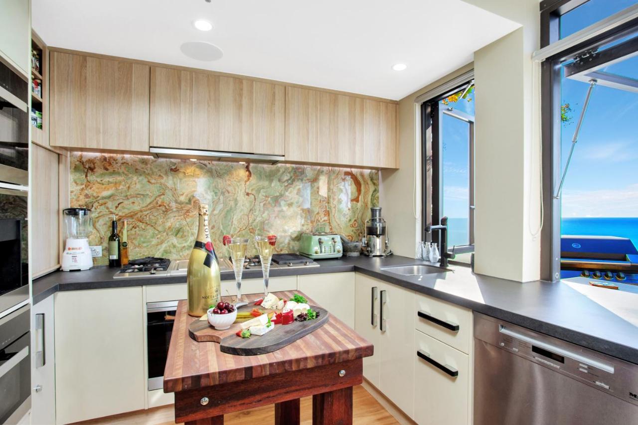 Burleigh Esplanade Apartments photo