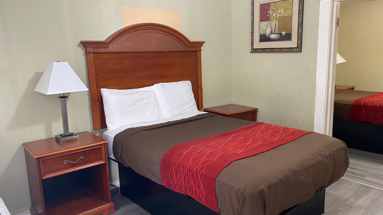 Budget Inn Express — photo 19