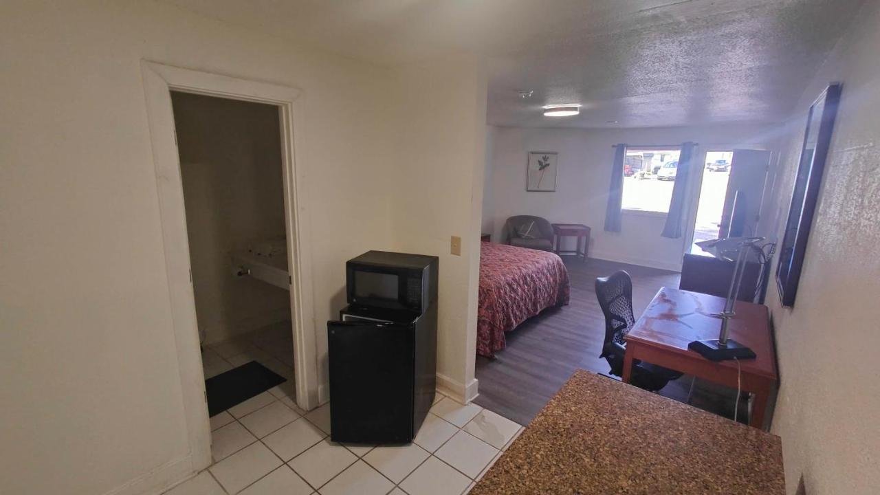 Mount Airy Motel — photo 12