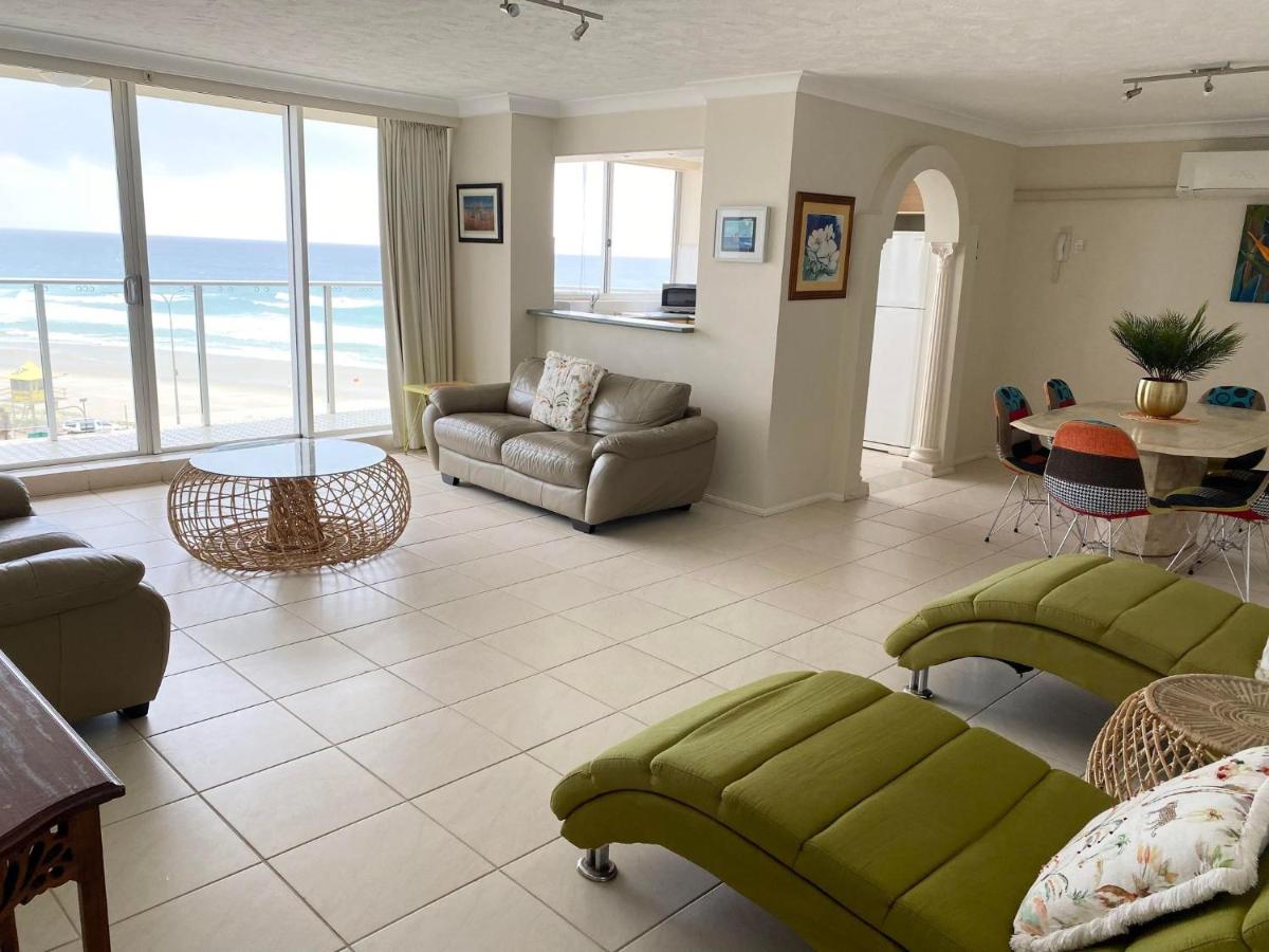Hi Surf Beachfront Resort Apartments photo