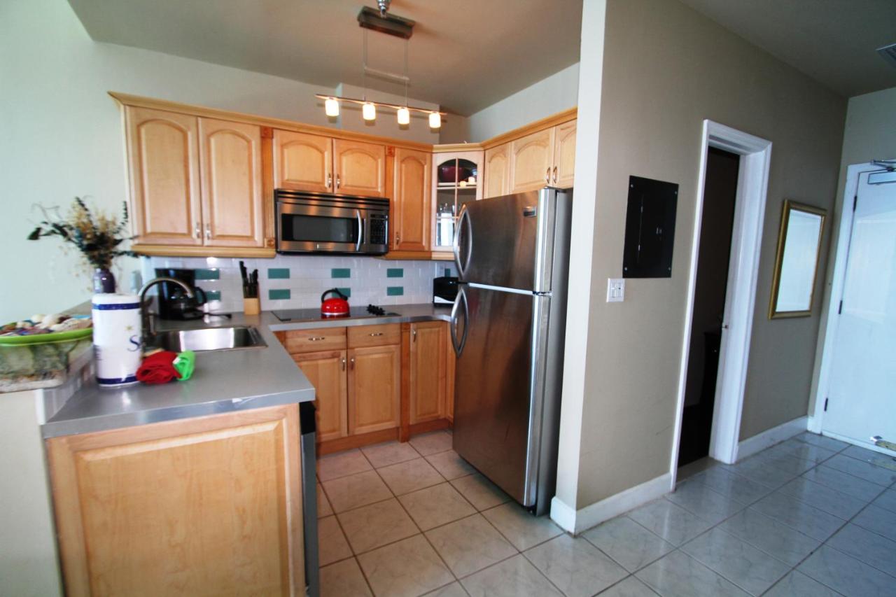 Castle Ph2 Balcony Oceanfront Condo, Beach Access, Pool, Tennis, Free Parking - 3