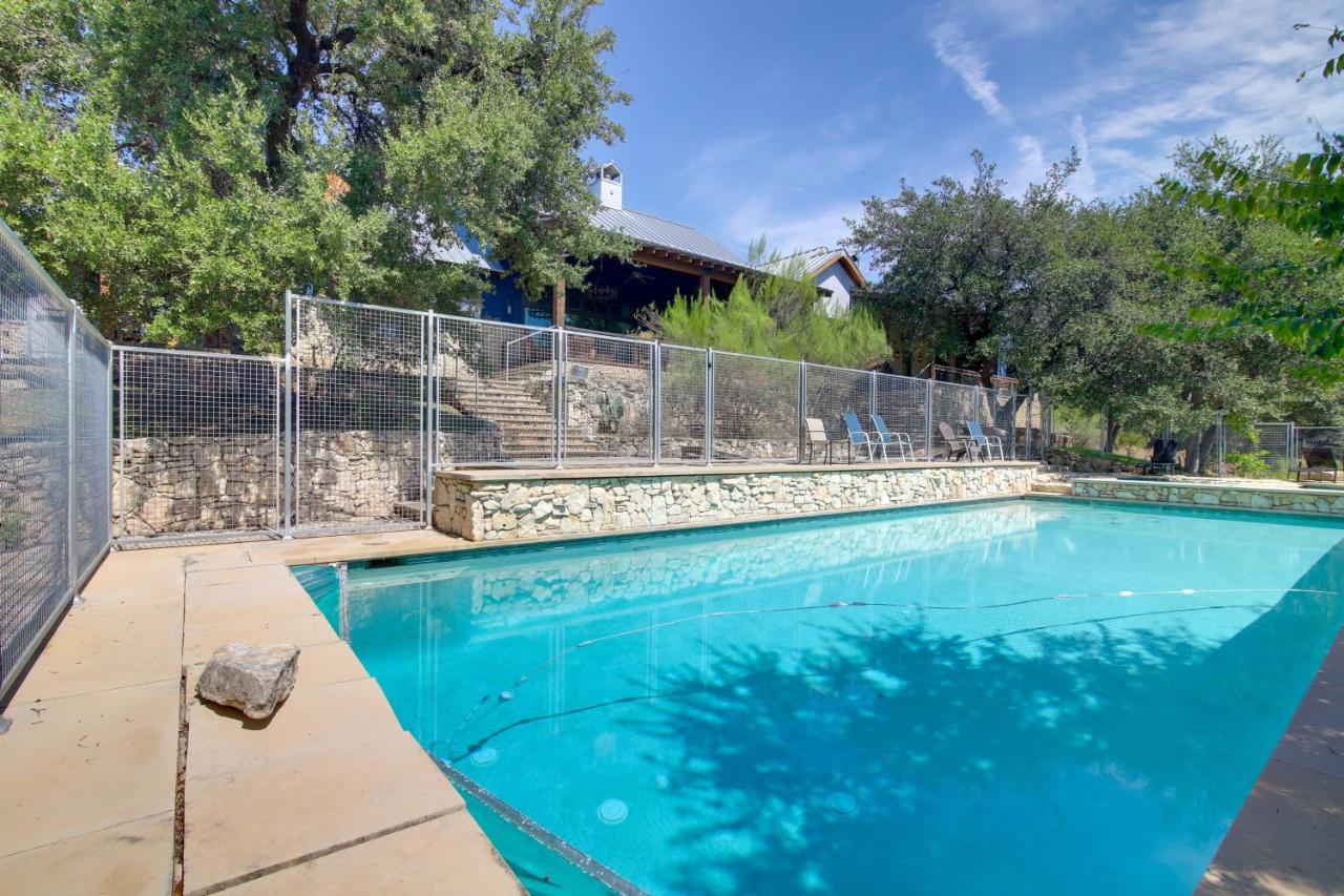 Pool and Covered Patios Sprawling Austin Estate! - 2