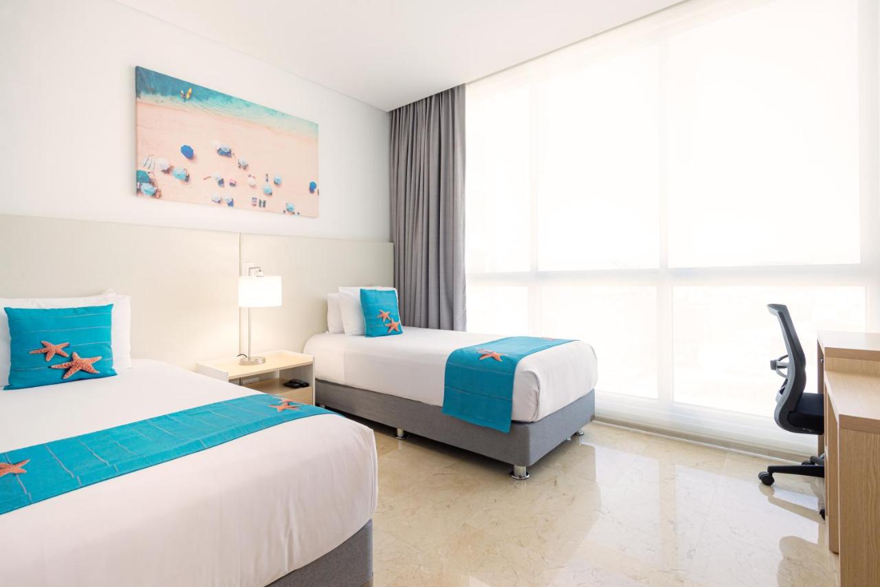 Grand Marina Suites Santa Marta photo