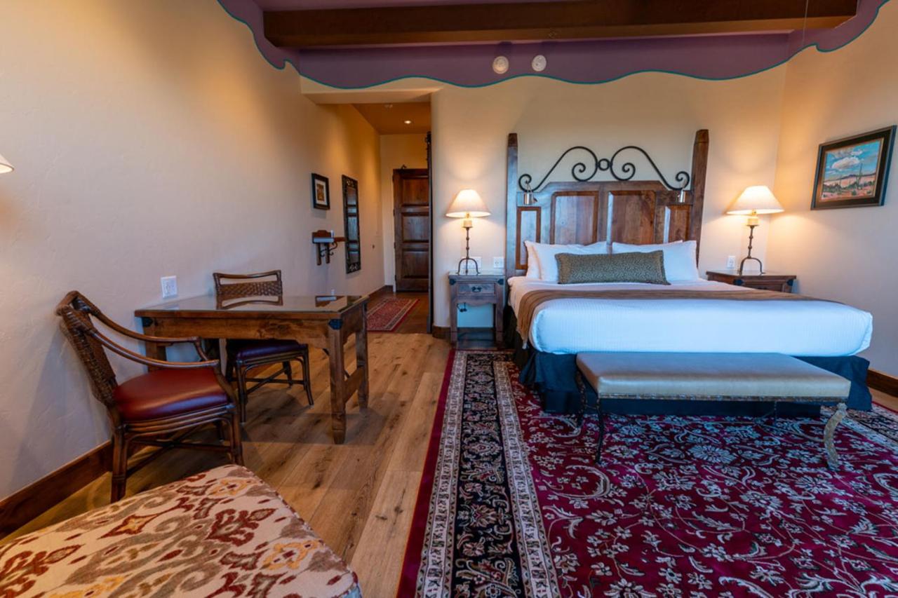 Hacienda del Sol Guest Ranch Resort — photo 24