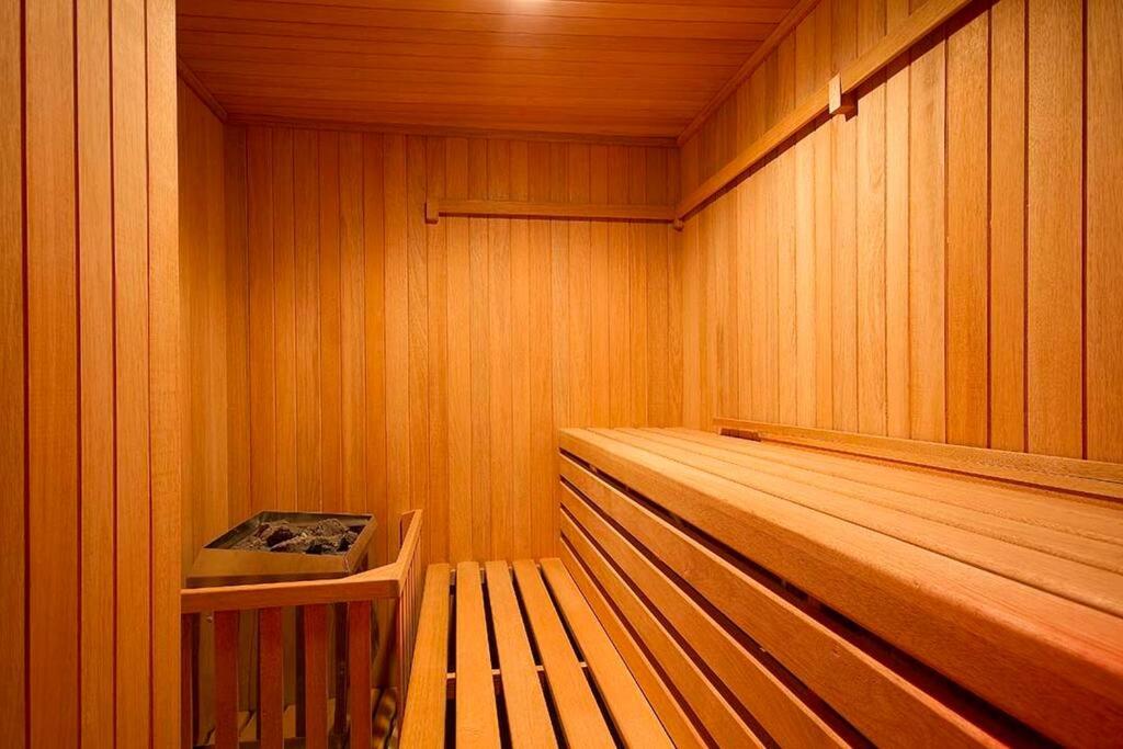 High-Rise Reforma Apartment , 2BDR, 2BATH, - 4