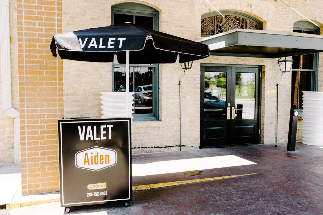 Aiden San Antonio Riverwalk — photo 14