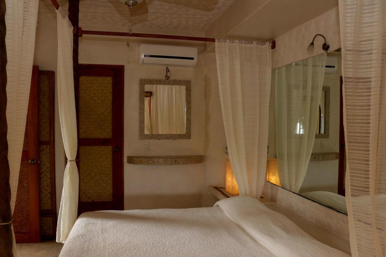 Hotel Villas Las Azucenas photo