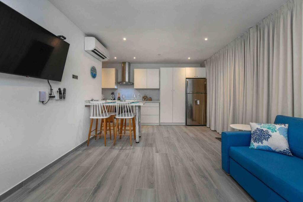 Aruba Commandeurs Unit D - 3