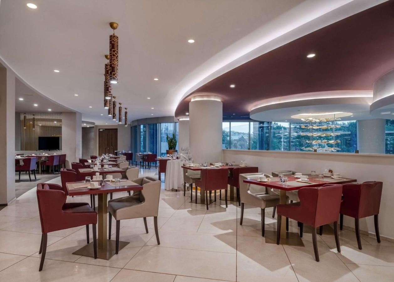 DoubleTree by Hilton Yerevan City Centre photo