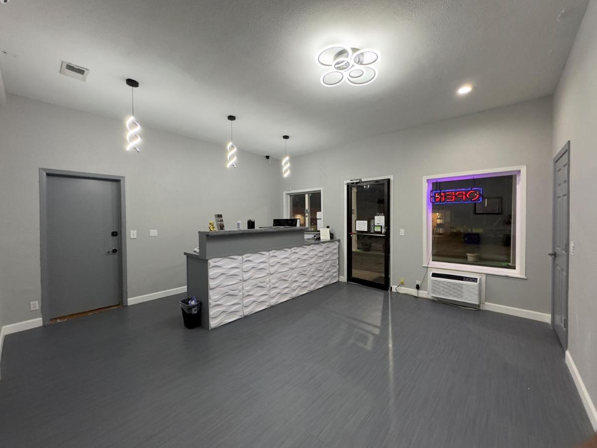 Relax Inn McGehee — photo 2