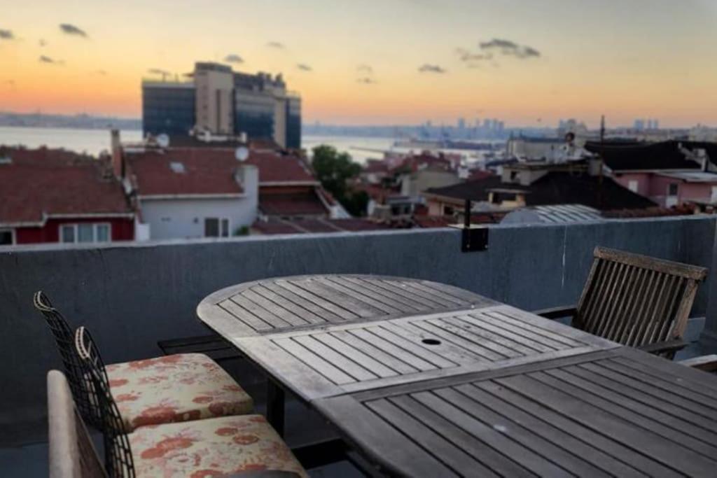 Stylish & Dreamy 2BR Flat w/Common Terrace in Moda