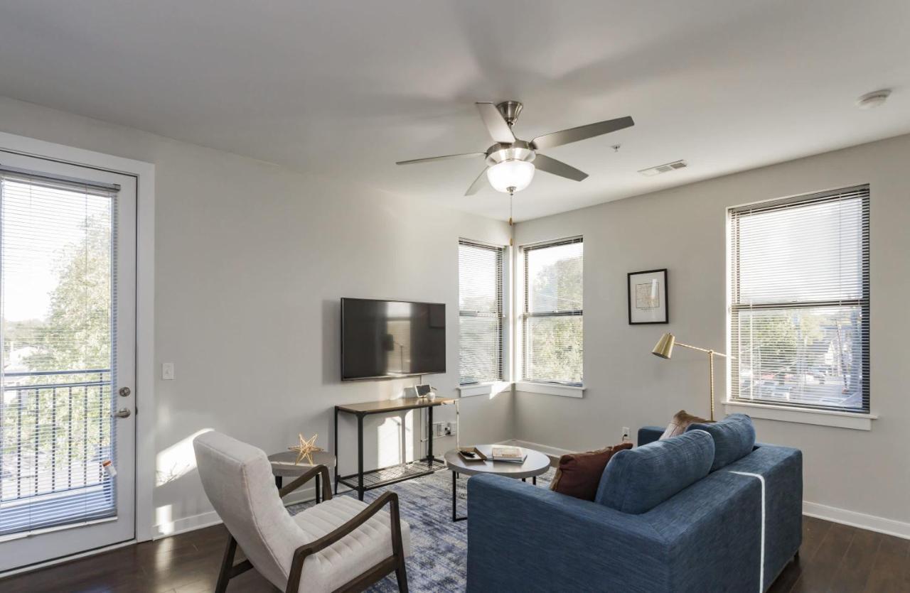 CozySuites Music Row Stylish 2BR-free parking 29 - 3