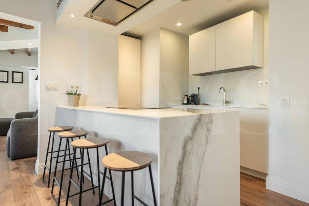 Modern apartment next to the Cervantes Theatre by REMS - 2