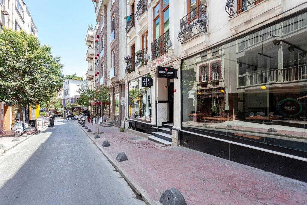 Central location with 2 bedrooms - 5