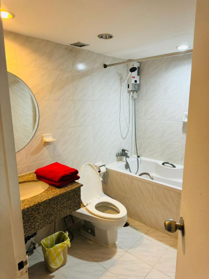 Affordable Serviced Apartments in Nana Omni Tower - Prime Sukhumvit location - 4