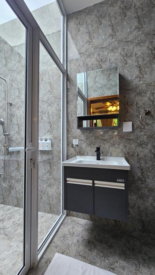 Dhonfalhu Dhigurah - 3