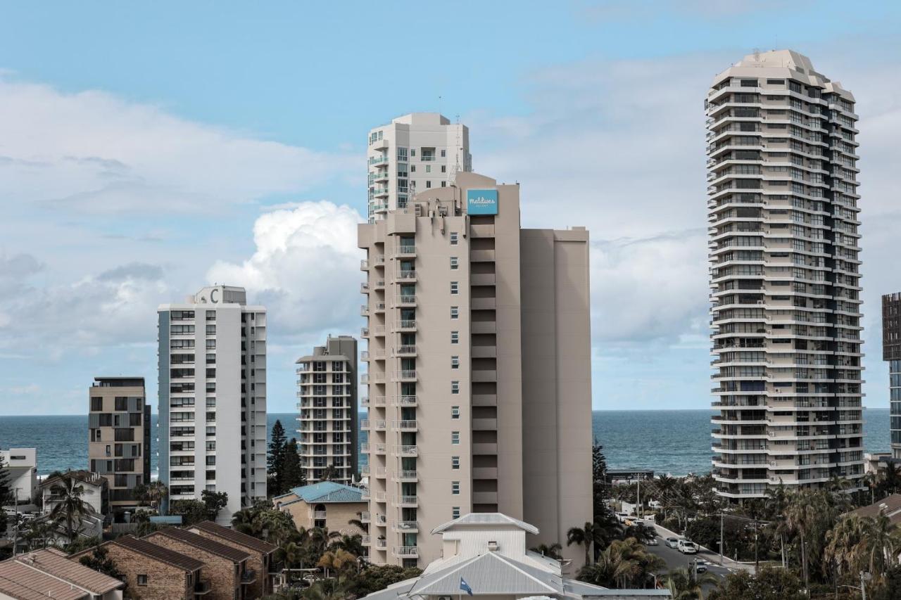 The Meriton Apartments on Main Beach photo