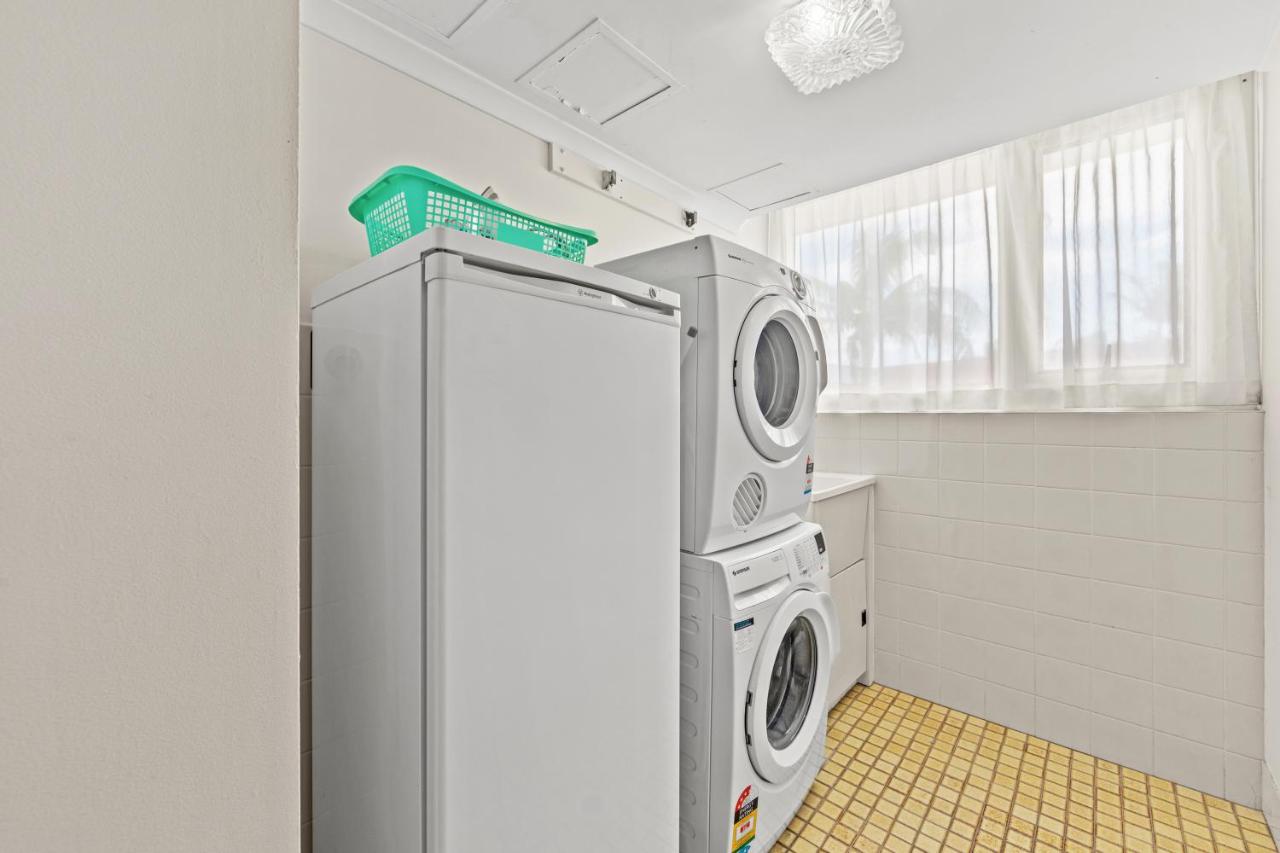 Southern Cross Beachfront Holiday Apartments photo