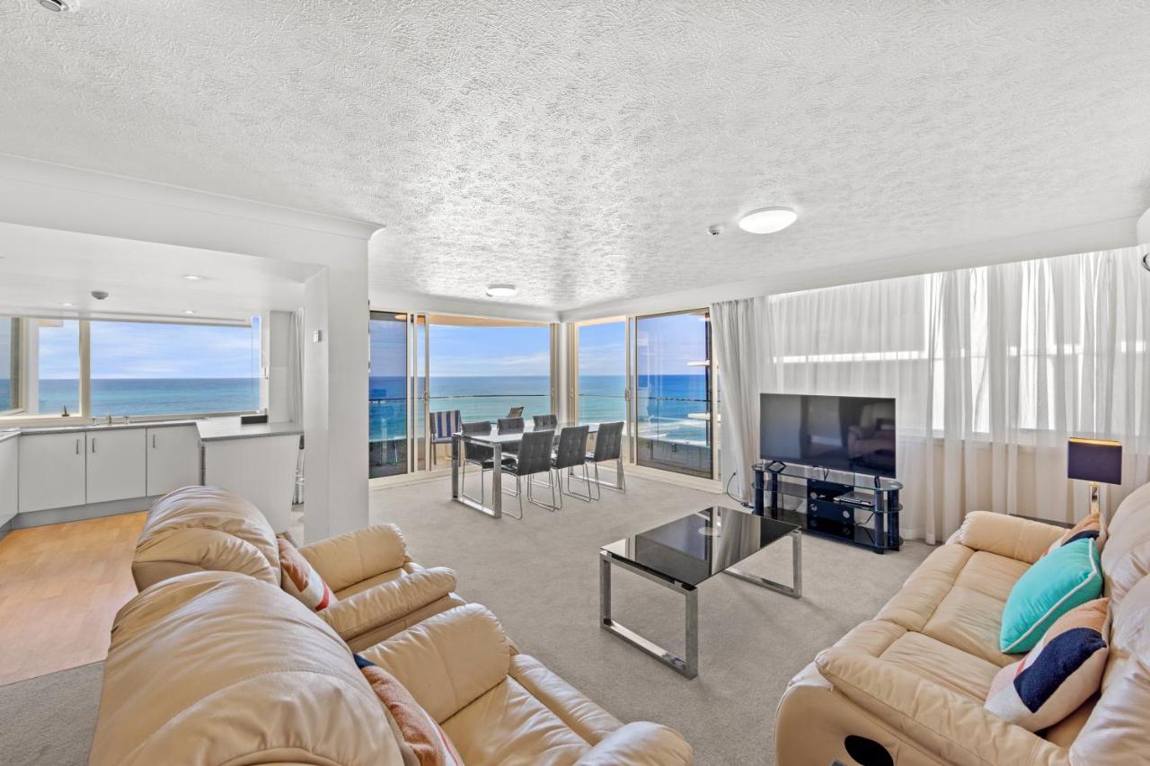 Southern Cross Beachfront Holiday Apartments photo
