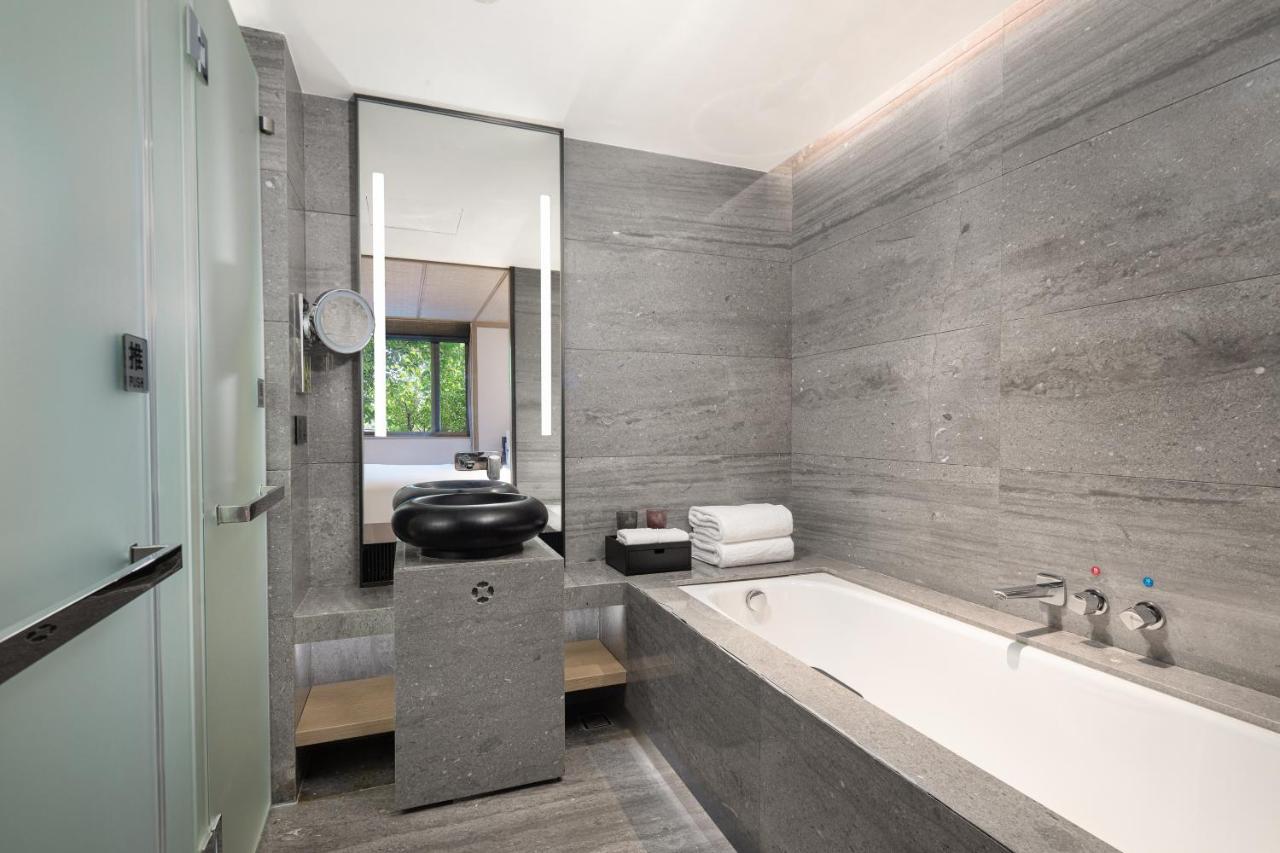 HUALUXE Xi'an Tanghua, an IHG Hotel photo
