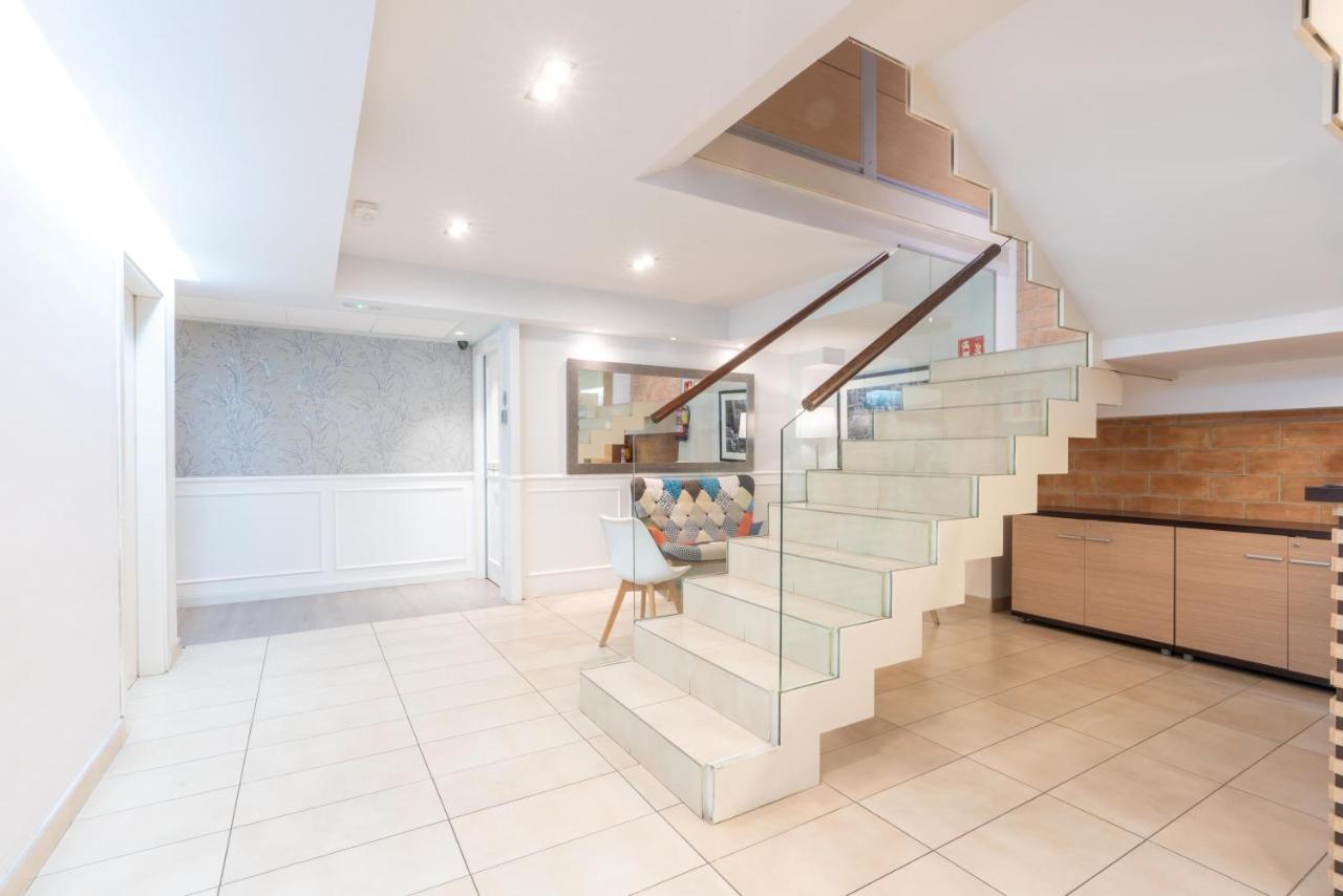 Serennia Fira Gran Via Exclusive Rooms - 4