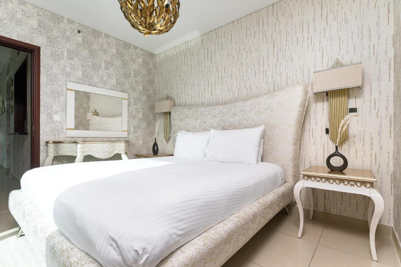 Bellavista Apartments Holiday Homes LLC - High Floor - 1BR - 29 Boulevard - Burj Khalifa & Fountain View - 2