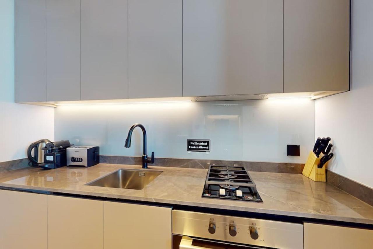 Vacationer Holiday Homes I Elegant Studio I 15 Northside Tower 1 - 4