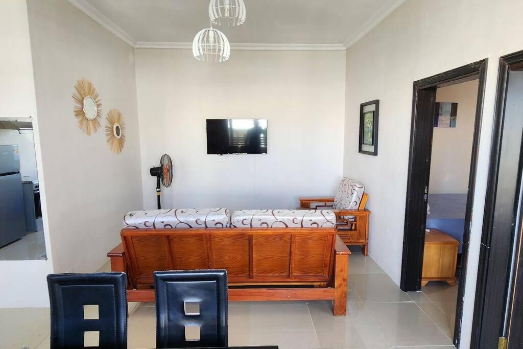 Number 9, 2nd floor,Pebble Bay Appartments - 5