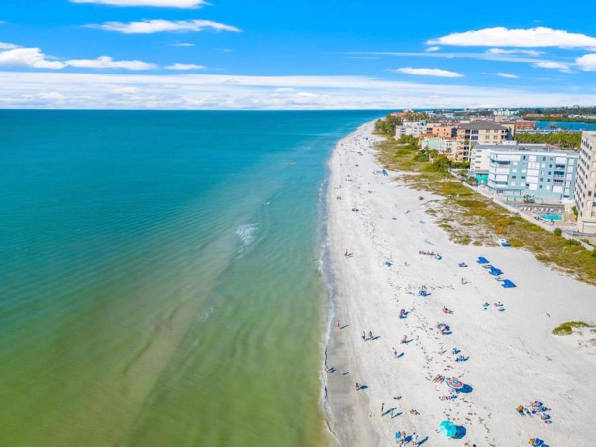 Blue Water Beach Rentals — photo 10