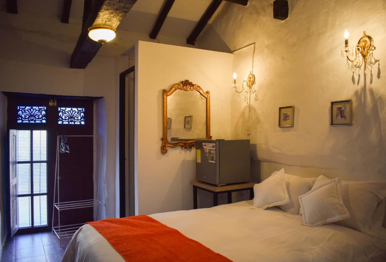 HOTEL CHORRO DE LUZ - 5
