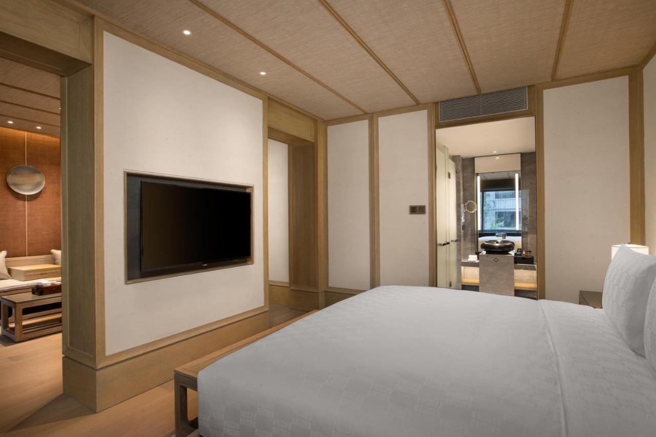 HUALUXE Xi'an Tanghua, an IHG Hotel photo