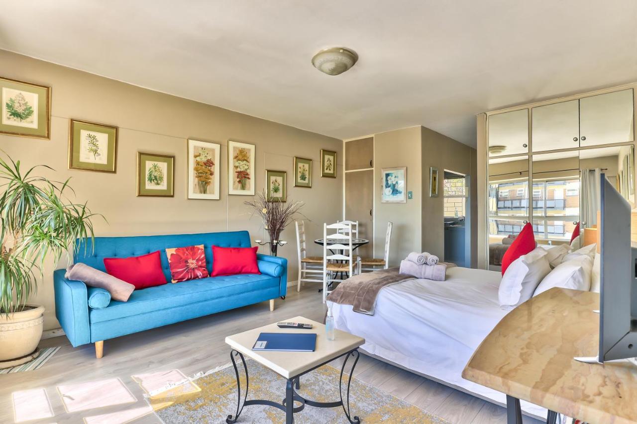 Green Point Apartment - 2