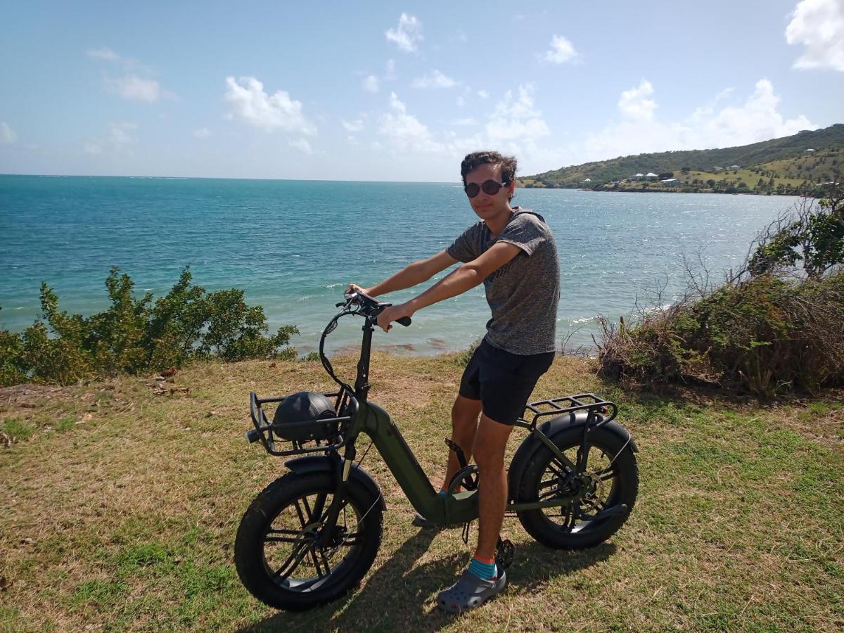 Crawlbay Suites Hotel - 5