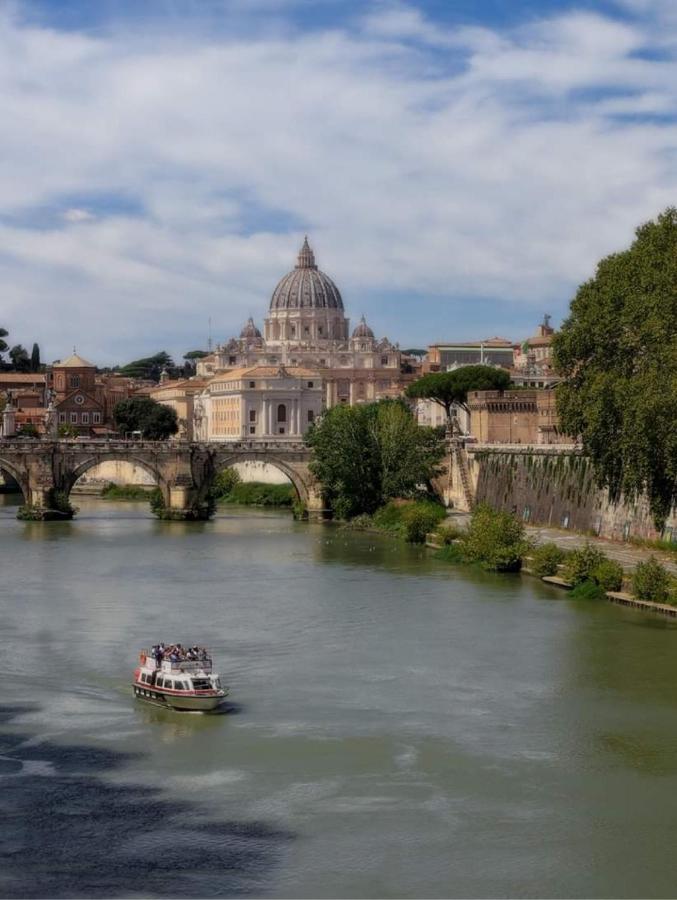 Vatican Inside Apartment - 5
