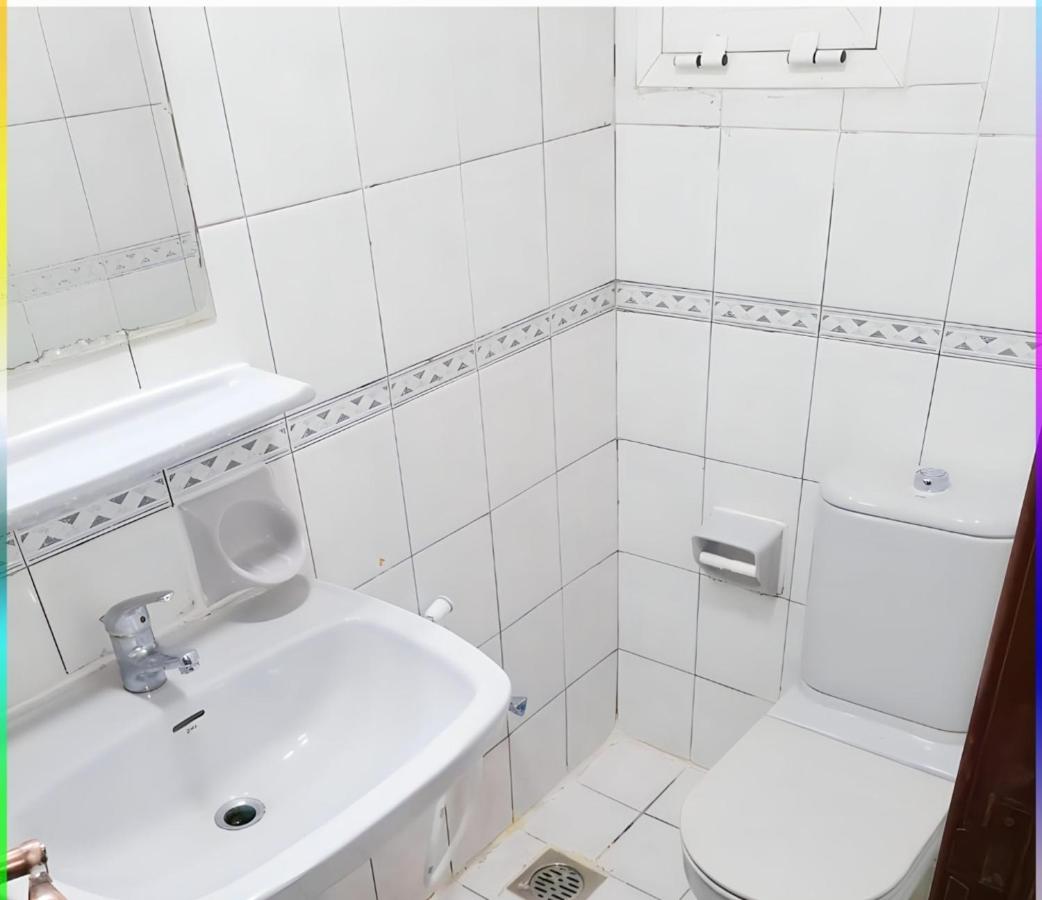 Corniche Street - Luxury Room - 3