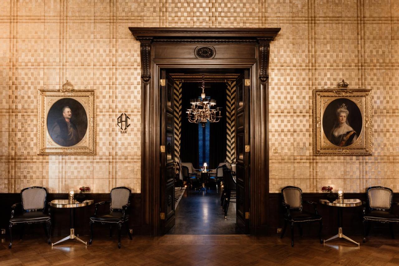 Schlosshotel Berlin by Patrick Hellmann photo