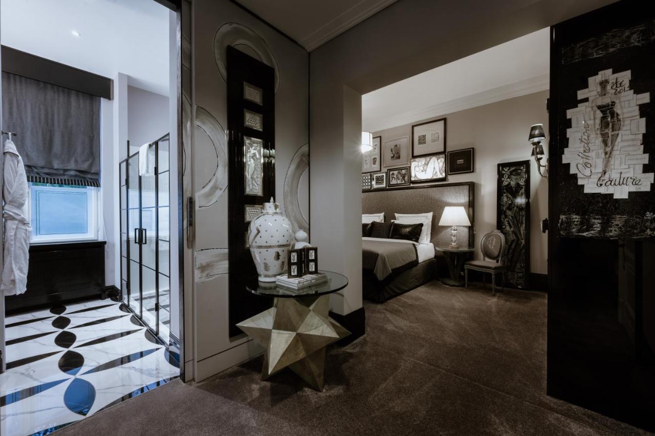 Schlosshotel Berlin by Patrick Hellmann photo