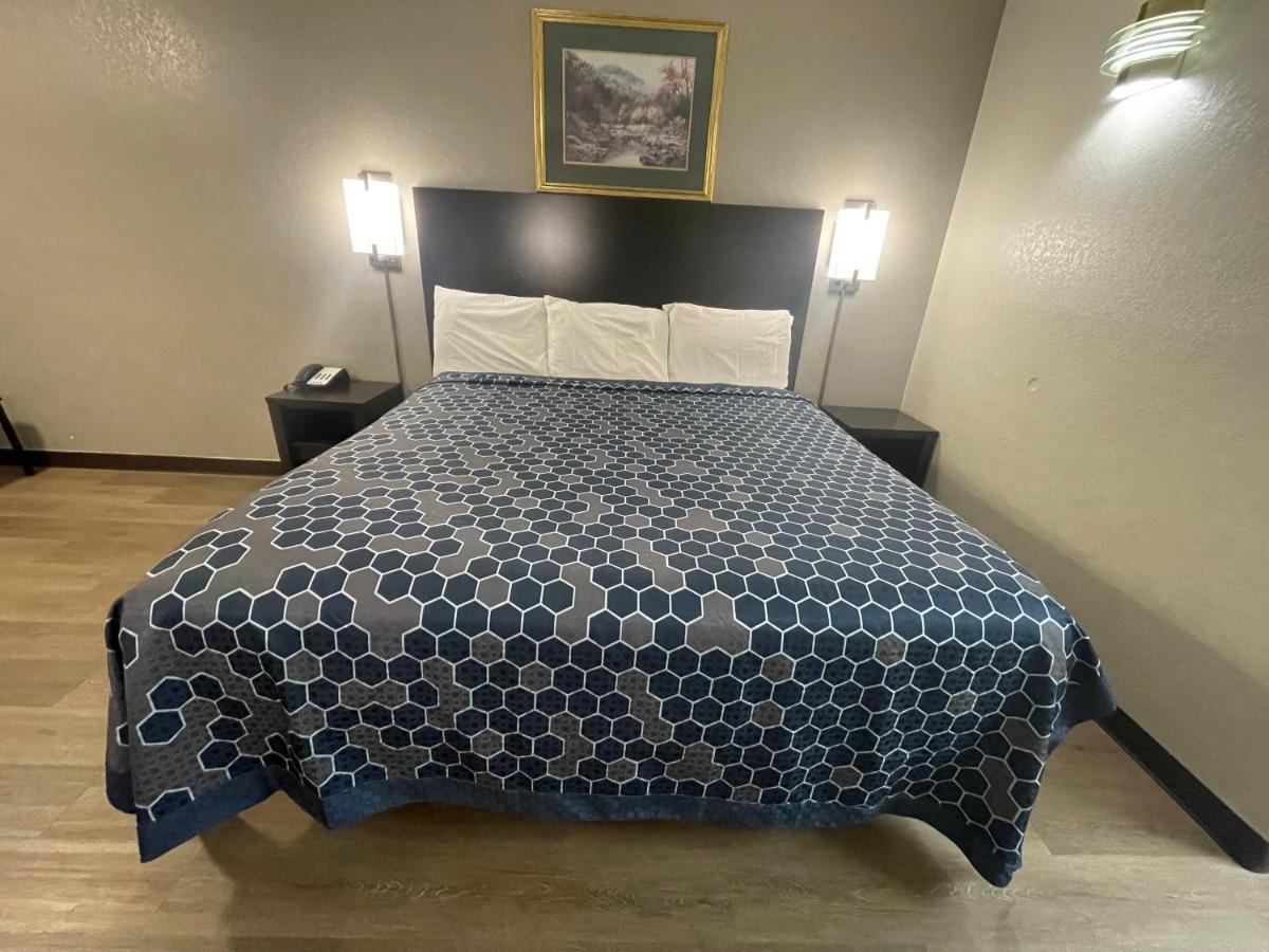 Royal Inn Motel — photo 14