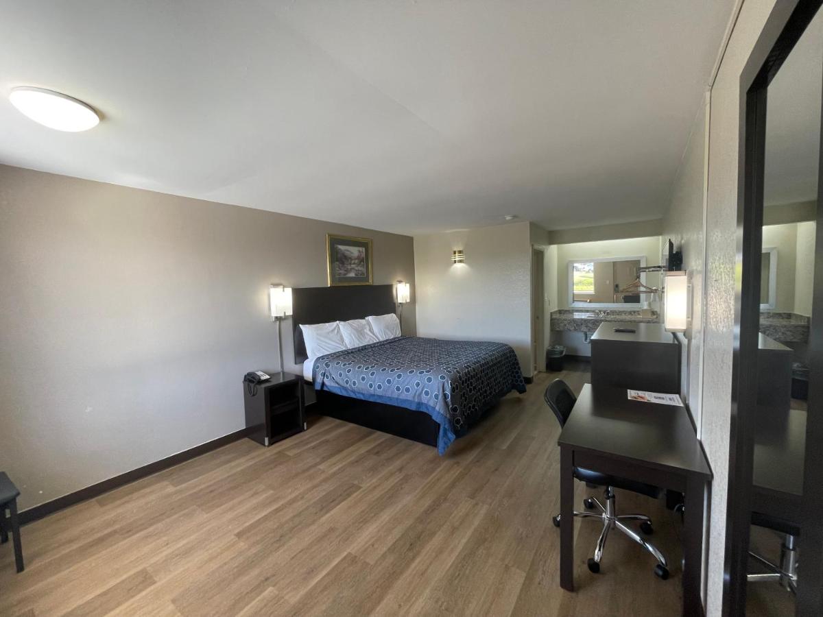 Royal Inn Motel — photo 8