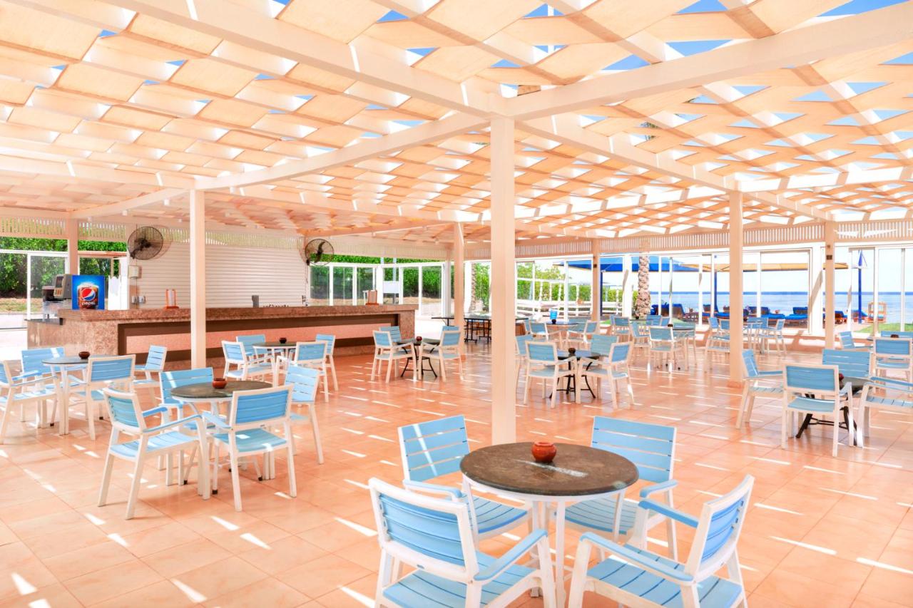Pickalbatros Royal Moderna Sharm "Aqua Park" photo
