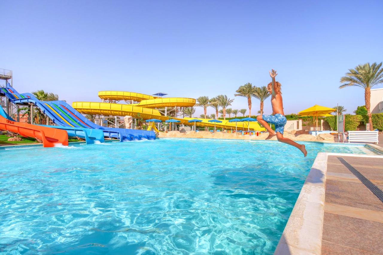 Pickalbatros Royal Moderna Sharm "Aqua Park" photo