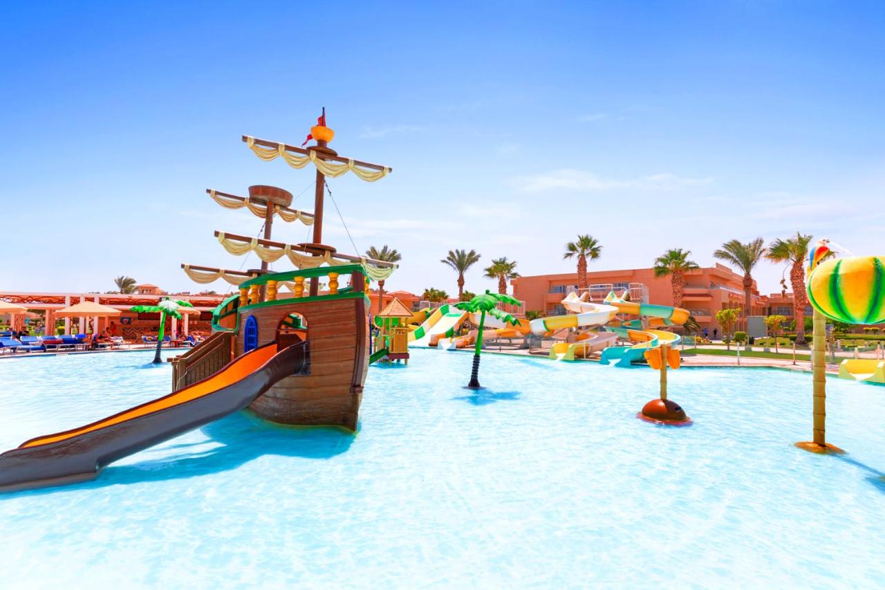 Pickalbatros Royal Moderna Sharm "Aqua Park" photo